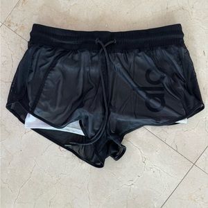 Alo Shorts-Small